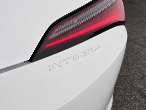 New 2025 Acura Integra image 13