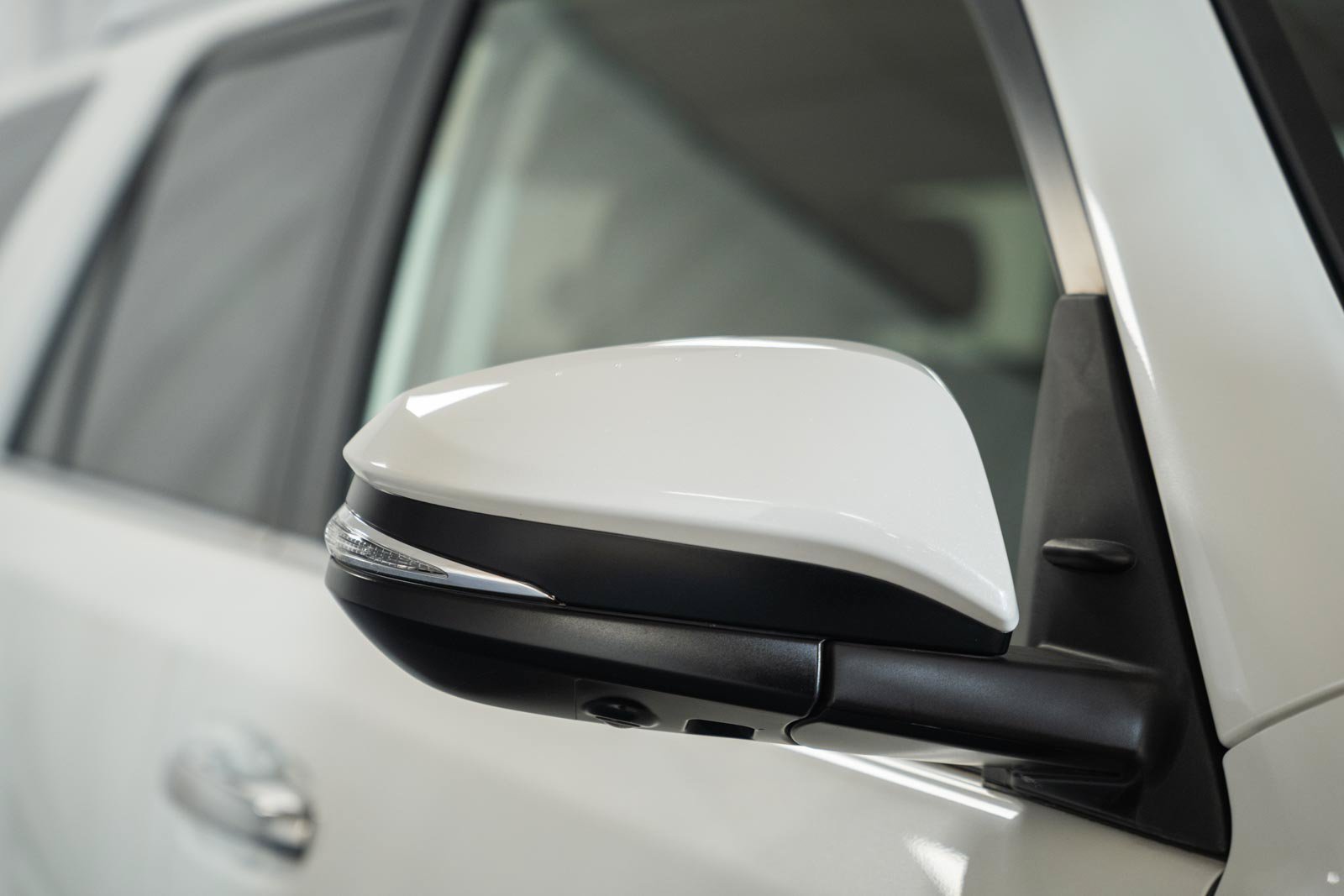 Used 2022 Toyota 4Runner Limited AWD/4WD image 17