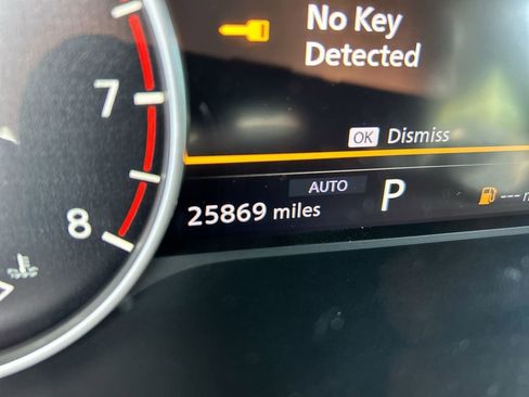 Used 2023 Nissan Rogue SV AWD/4WD image 16