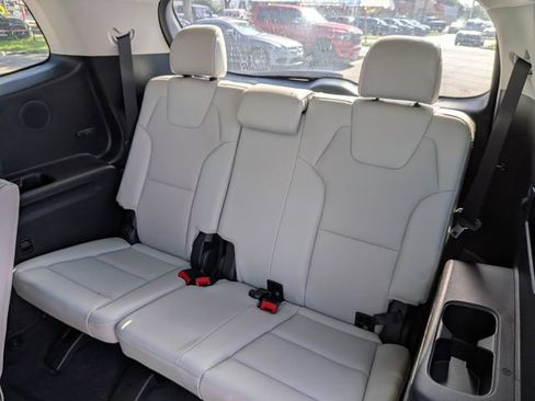 Certified 2025 Kia Telluride SX Prestige AWD/4WD image 16