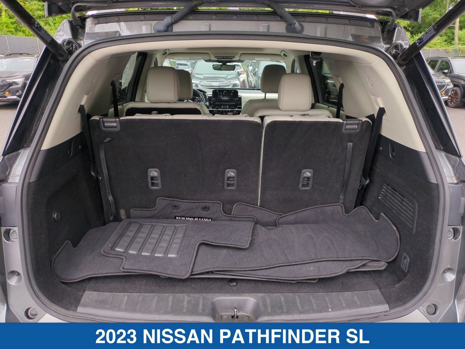 Used 2023 Nissan Pathfinder SL w/ SL Premium Package AWD/4WD image 35
