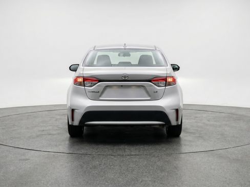 Used 2025 Toyota Corolla LE FWD image 7