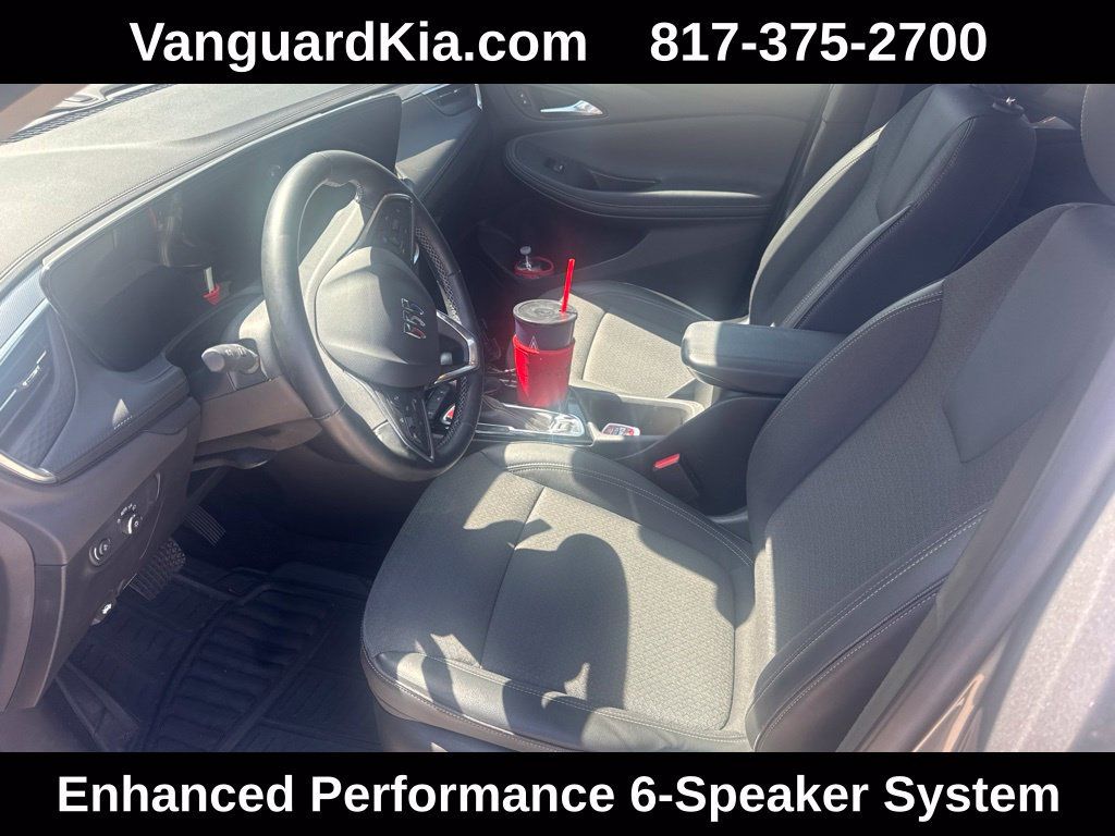 Used 2024 Buick Encore GX Preferred w/ Comfort Package FWD image 5