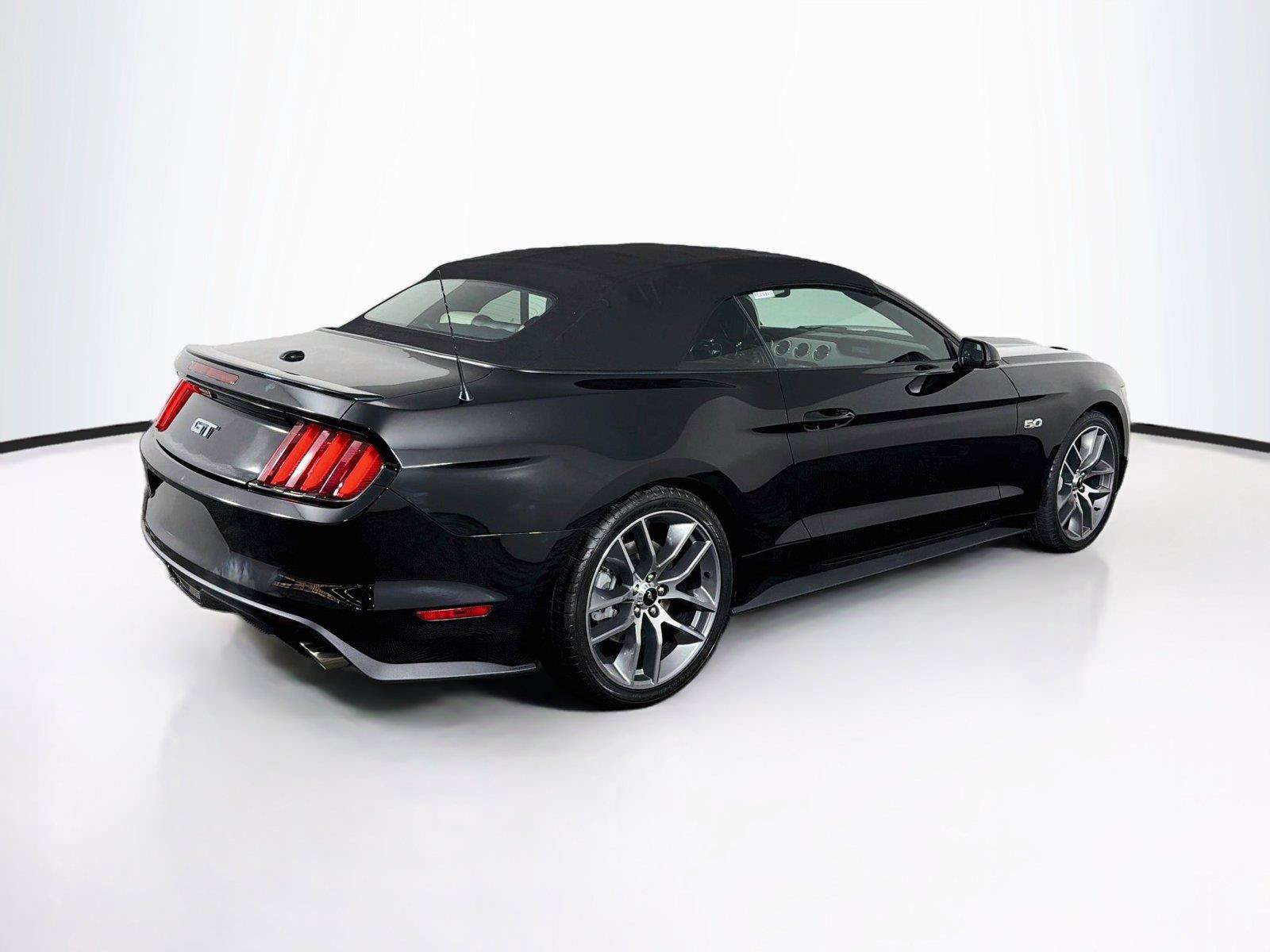 Used 2015 Ford Mustang GT Premium w/ Equipment Group 401A RWD image 11