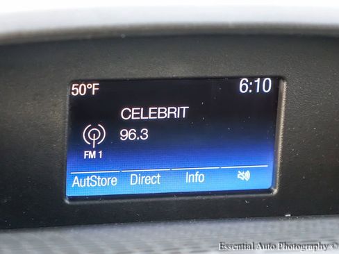 Used 2019 Ford Transit 150 XLT image 13