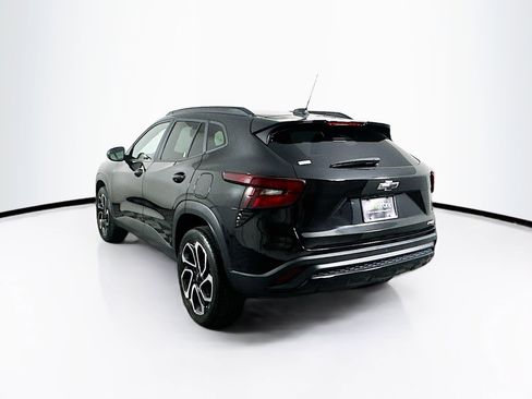 Used 2024 Chevrolet Trax RS w/ Driver Confidence Package image 5