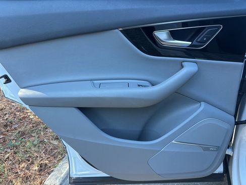 Used 2018 Audi Q7 3.0T Prestige w/ Prestige Package image 14