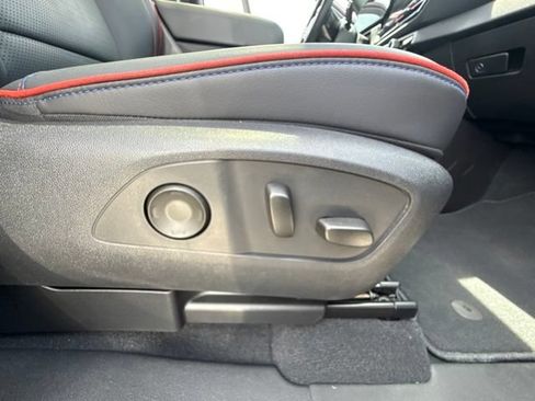 Used 2025 Chevrolet Silverado EV RST AWD/4WD image 39
