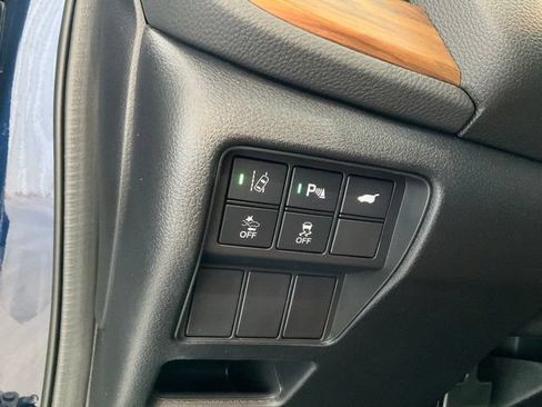 Certified 2022 Honda CR-V Touring image 9