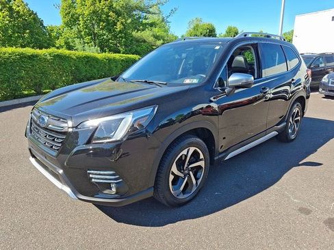 Used 2023 Subaru Forester Touring w/ Popular Package #2 AWD/4WD image 3