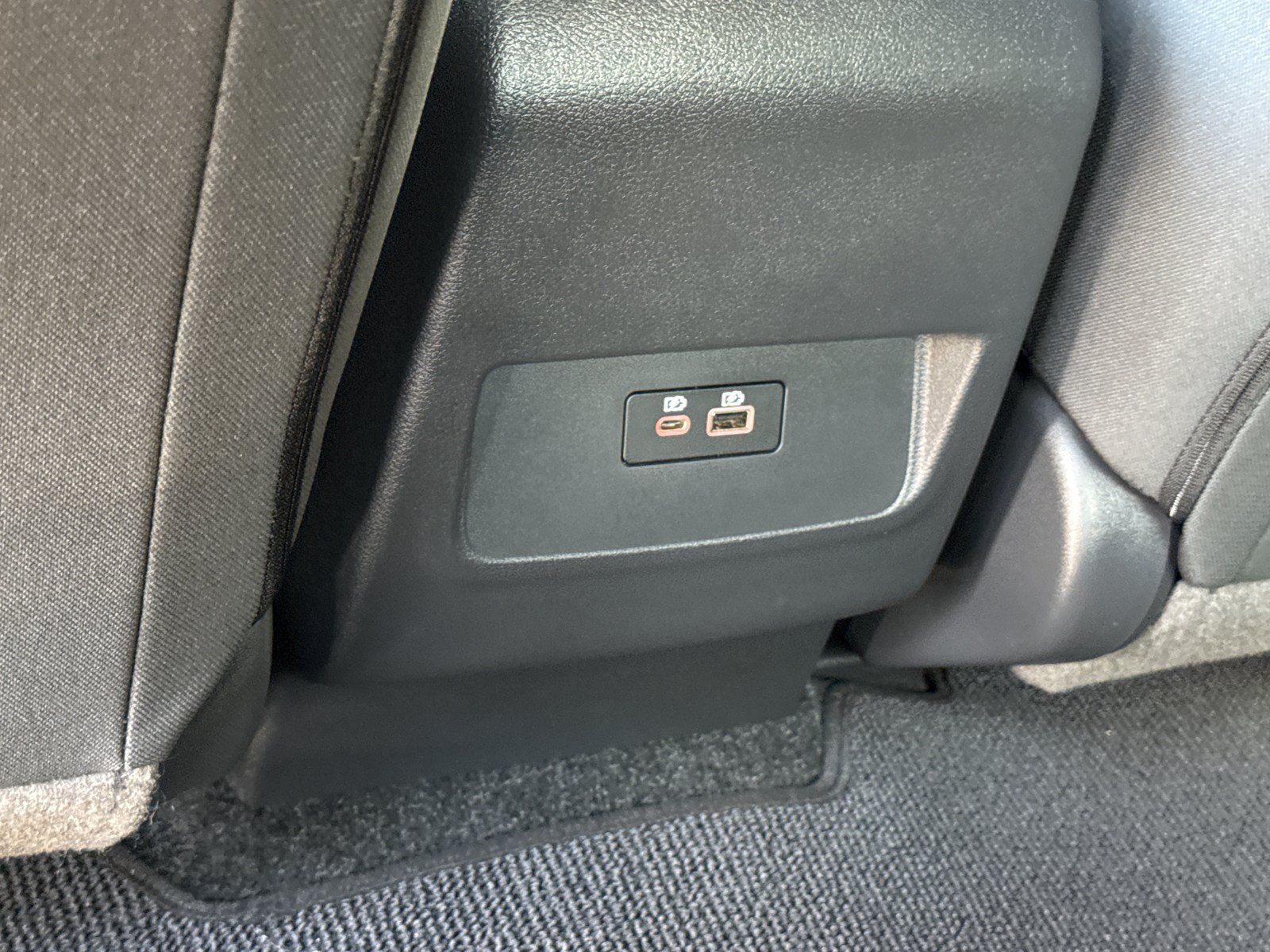 Used 2025 Nissan Frontier PRO-4X AWD/4WD image 14