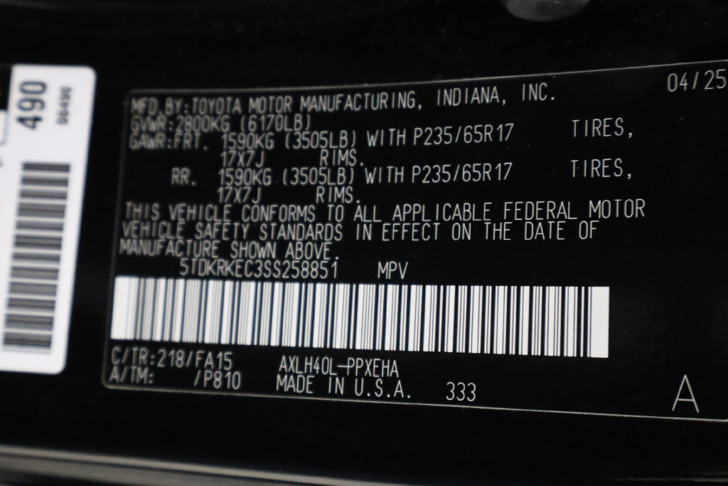 Used 2025 Toyota Sienna LE FWD image 34