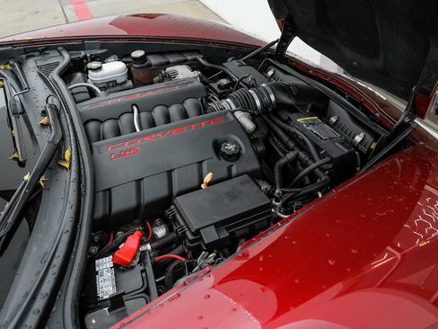 Used 2007 Chevrolet Corvette w/ Preferred Equipment Group image 46