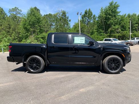 New 2026 Nissan Frontier SV RWD image 3