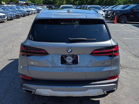 Used 2024 BMW X5 xDrive40i w/ Premium Package AWD/4WD image 8