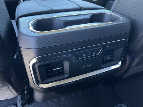 New 2026 GMC Sierra 2500 Denali w/ Denali Reserve Package AWD/4WD image 40