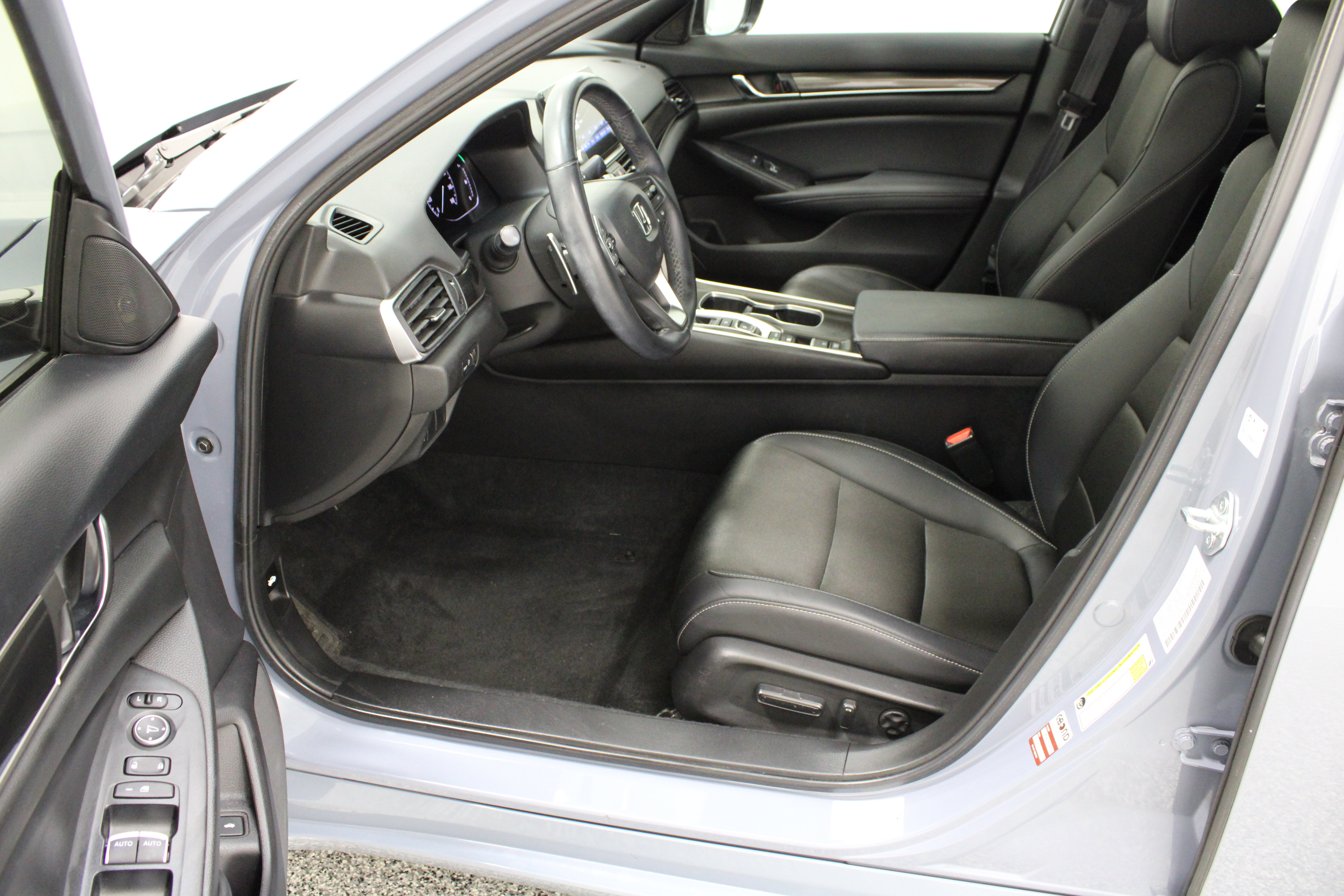 Used 2022 Honda Accord Sport image 14