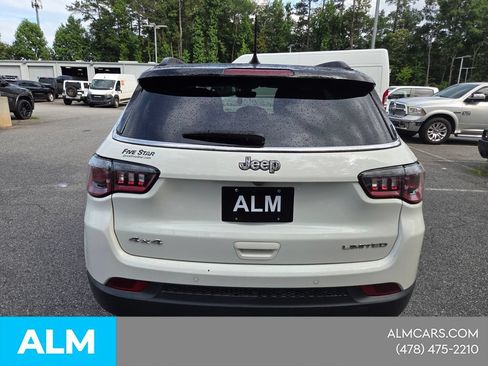 Used 2018 Jeep Compass Limited w/ Navigation Group AWD/4WD image 13