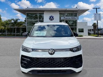 New 2026 Volkswagen Tiguan SE R-Line