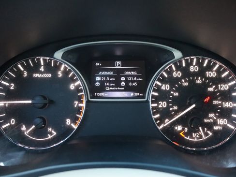 Used 2017 Nissan Altima 2.5 SV FWD image 33