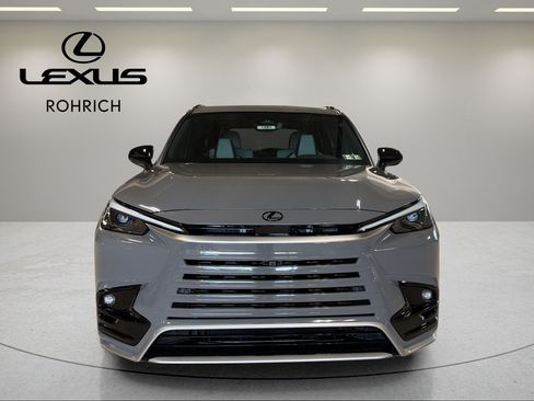 New 2026 Lexus TX 500h AWD image 9