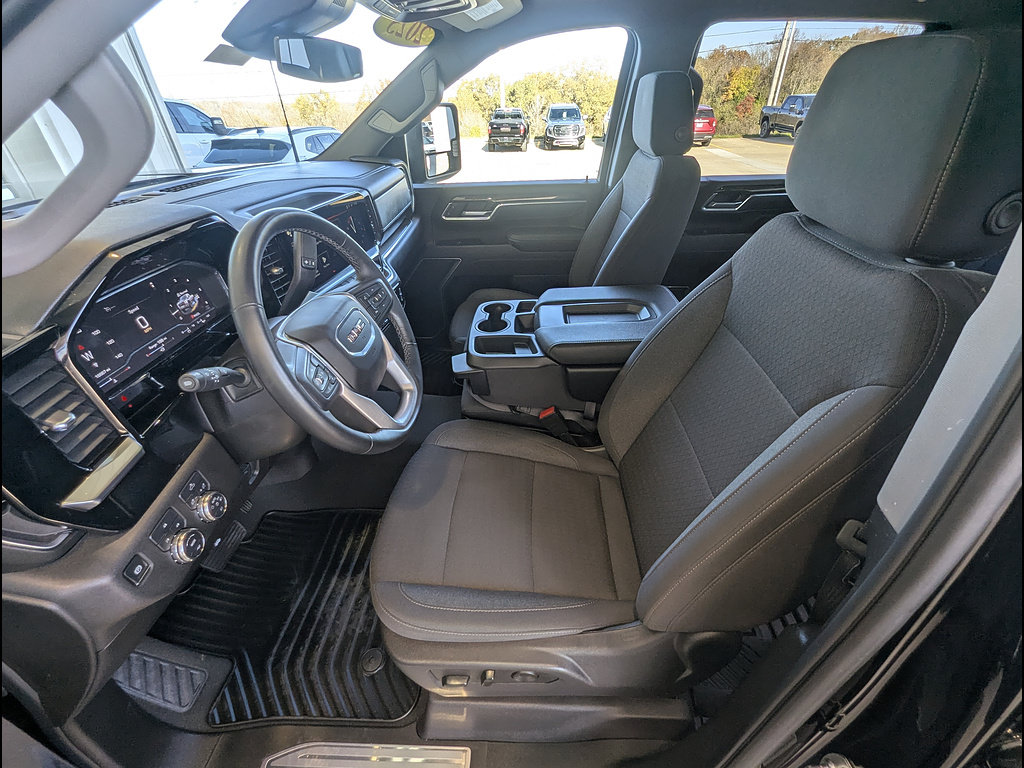Certified 2025 GMC Sierra 2500 SLE AWD/4WD image 19