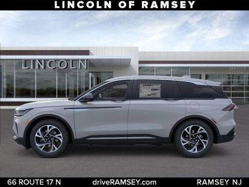 New 2026 Lincoln Nautilus Premier w/ Equipment Group 102A AWD/4WD image 3