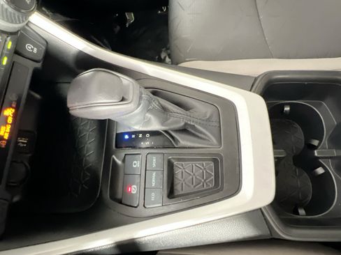 Used 2023 Toyota RAV4 XLE w/ Convenience Package FWD image 25