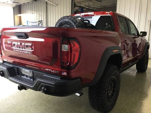 New 2024 GMC Canyon AT4X w/ AT4X AEV Edition image 4