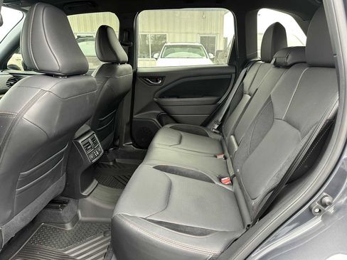 Used 2025 Subaru Forester Touring image 15