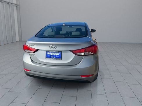 Used 2014 Hyundai Elantra SE image 8