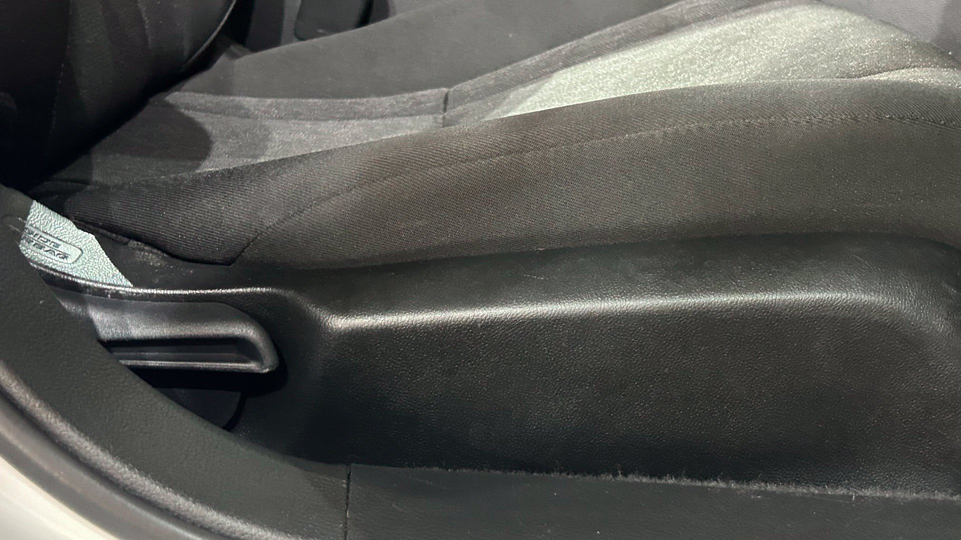 Used 2023 Honda Accord LX image 43