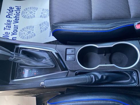 Used 2018 Toyota Corolla SE image 25