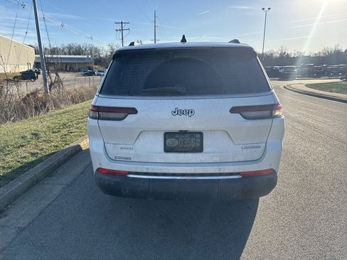 Used 2023 Jeep Grand Cherokee L Laredo image 6