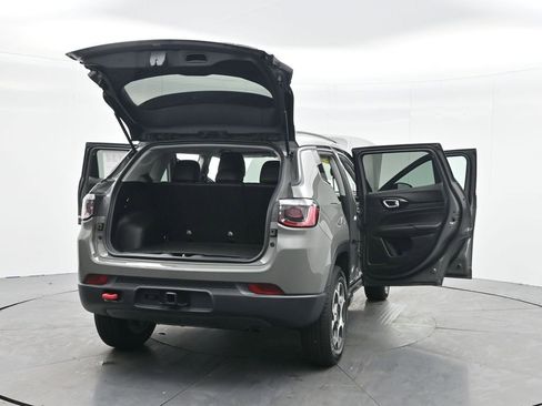 Used 2022 Jeep Compass Trailhawk w/ Trailhawk Convenience Group image 45