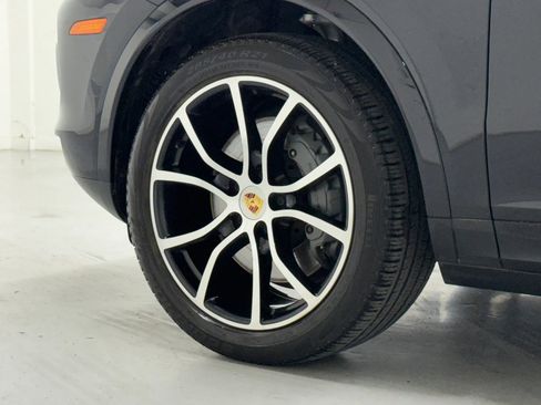 Used 2019 Porsche Cayenne S AWD/4WD image 45