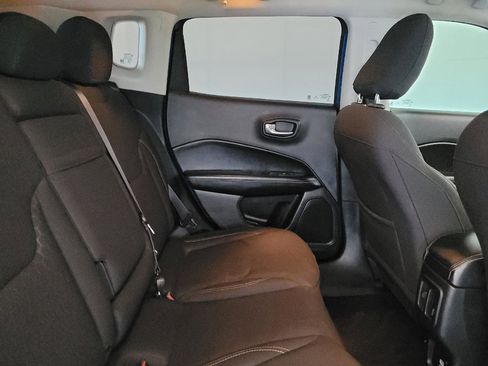 Used 2018 Jeep Compass Sport FWD image 19