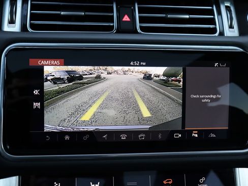 Used 2020 Land Rover Range Rover Long Wheelbase HSE image 25