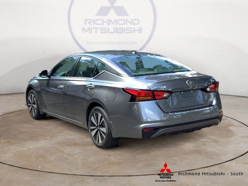 Used 2021 Nissan Altima 2.5 SV AWD/4WD image 5