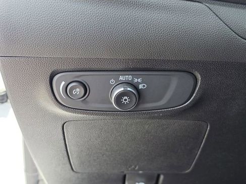 Used 2025 Buick Encore GX Preferred image 26