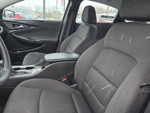 Used 2021 Chevrolet Malibu LS image 18