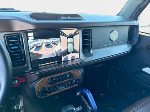 Used 2022 Ford Bronco Outer Banks image 22