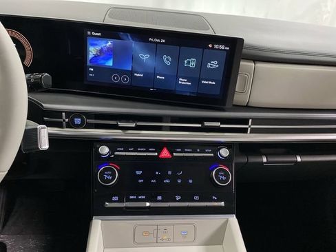 New 2026 Hyundai Santa Fe SE image 7