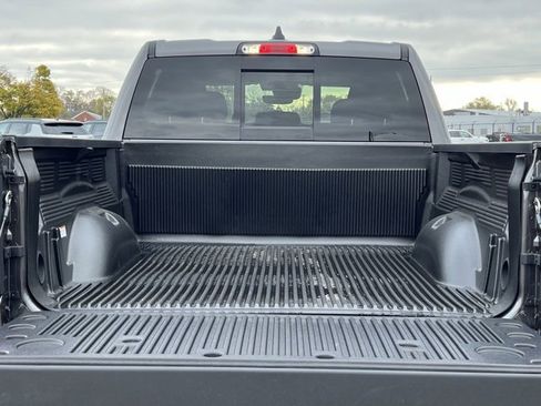 New 2026 RAM 1500 4x4 Crew Cab image 7