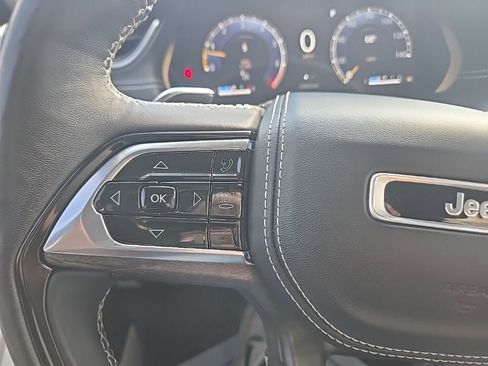 Used 2021 Jeep Grand Cherokee L Overland w/ Advanced Protech Group III image 16