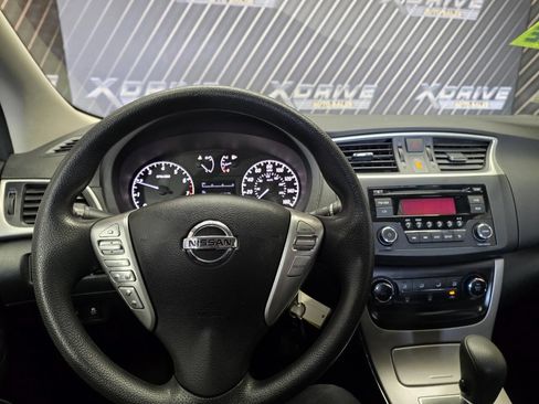 Used 2015 Nissan Sentra S image 20