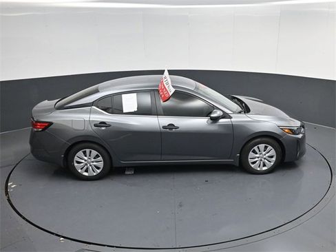 Used 2025 Nissan Sentra S image 37