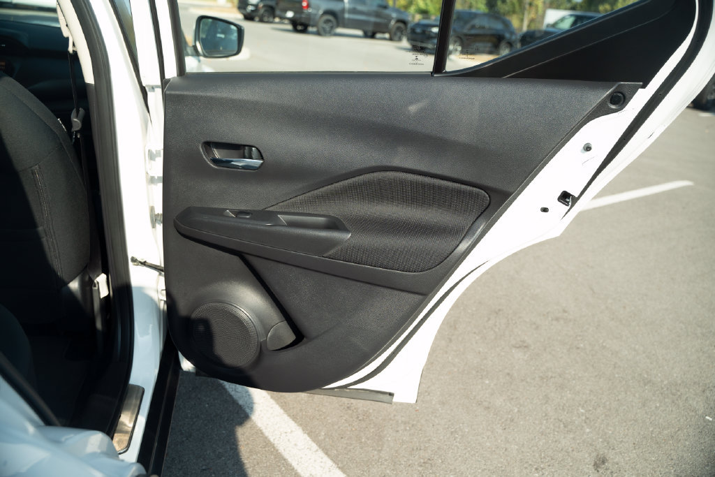 Used 2023 Nissan Kicks SV w/ Interior Electronics Package FWD image 24