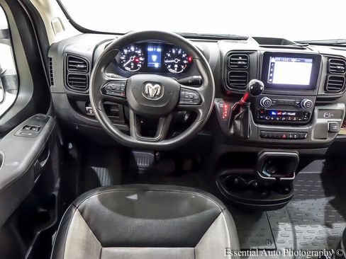Used 2023 RAM ProMaster 2500 FWD image 9