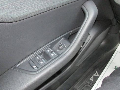 Used 2017 Audi A4 2.0T Premium AWD/4WD image 62